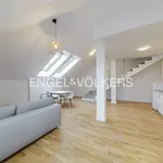 Pronajměte si 2 ložnic/e byt o rozloze 108 m² v Prague