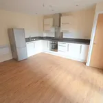 Rent 3 bedroom flat in East Midlands