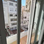 Rent a room of 100 m² in valencia