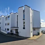 Rent 2 bedroom apartment of 2 m² in Torquay