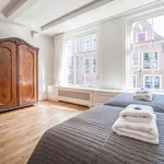 Huur 1 slaapkamer appartement van 753 m² in Amsterdam