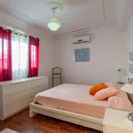 Rent 3 bedroom apartment in Valencia