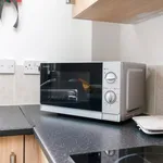 Rent 5 bedroom apartment in Leicester