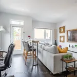 6 bedroom house of 2497 sq. ft in Toronto