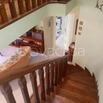 Rent 6 bedroom house of 200 m² in Borgofranco d'Ivrea