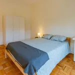 Rent 8 bedroom apartment in Porto