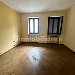 Affitto 3 camera appartamento di 95 m² in Carmagnola