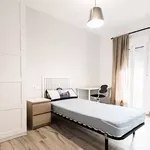 Rent 3 bedroom apartment in Seville