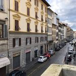 Affitto 5 camera appartamento di 72 m² in Florence