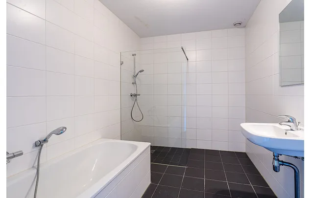 Huur 1 slaapkamer appartement van 96 m² in Amsterdam