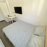 Rent a room in seville