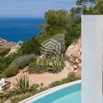 Rent 3 bedroom house in Cala Vadella