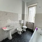 Rent 2 bedroom apartment of 65 m² in Turin