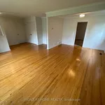 Rent 3 bedroom apartment in Toronto (Stonegate-Queensway)