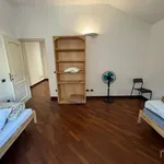 Rent 3 bedroom apartment of 102 m² in Genova