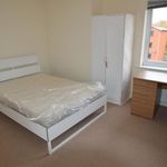 Rent 2 bedroom flat in North West England