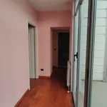 Affitto 5 camera appartamento di 125 m² in Parma