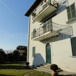 Affitto 3 camera appartamento di 90 m² in Cernobbio