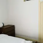 Rent a room in lisbon