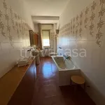 Rent 6 bedroom apartment of 232 m² in Ortona