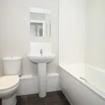 Rent 2 bedroom house in Woking