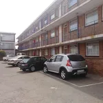 Rent 2 bedroom apartment in Johannesburg