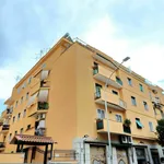 Rent 4 bedroom apartment in Rome