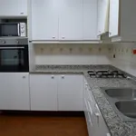 Rent 4 bedroom apartment in Barcelona