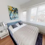 Miete 2 Schlafzimmer wohnung von 527 m² in Zurich