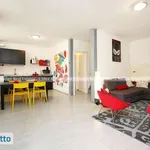 Rent 3 bedroom apartment of 90 m² in Milan