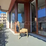 Affitto 6 camera appartamento di 150 m² in Rapallo