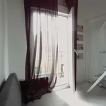 Rent 1 bedroom apartment of 32 m² in Madrid