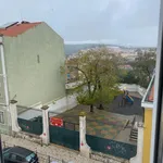 Rent 2 bedroom apartment in Lisbon