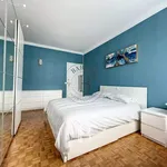 Rent 4 bedroom apartment of 89 m² in Neuilly-sur-Seine