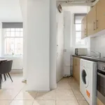 Rent 2 bedroom apartment of 50 m² in london