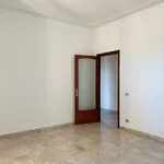 Rent 3 bedroom apartment of 190 m² in Catanzaro