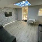 Rent 1 bedroom apartment in Preston