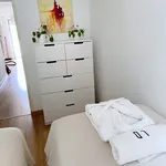 Rent 2 bedroom apartment of 90 m² in Lisbon