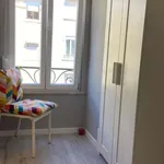 Rent a room of 85 m² in lisbon