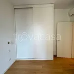 Rent 3 bedroom apartment of 109 m² in Milano