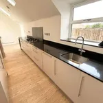 Rent 4 bedroom flat in East Of England