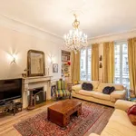 Appartement de 90 m² avec 2 chambre(s) en location à paris