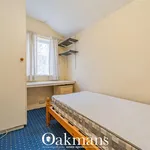 Rent 4 bedroom apartment in West Midlands