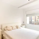 Rent 3 bedroom apartment in barcelona