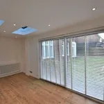 Flat to rent in Ray Park Avenue, Maidenhead SL6