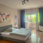 Rent a room of 80 m² in Frankfurt am Main