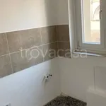 Rent 4 bedroom apartment of 43 m² in Genova