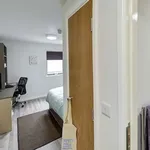 Rent 1 bedroom student apartment of 43 m² in Leeds