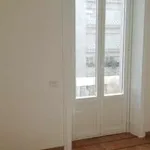 Rent 5 bedroom apartment of 216 m² in Milan