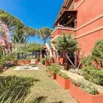 Rent 5 bedroom apartment of 280 m² in Rome